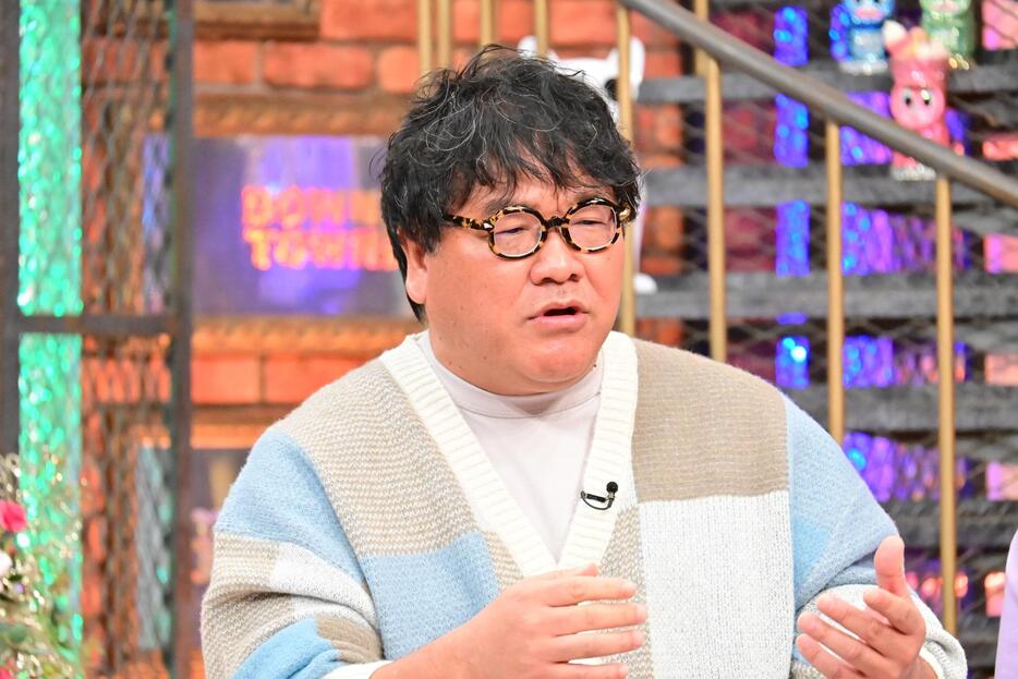 12月12日放送の「ダウンタウンDX」に出演するカンニング竹山さん＝読売テレビ提供