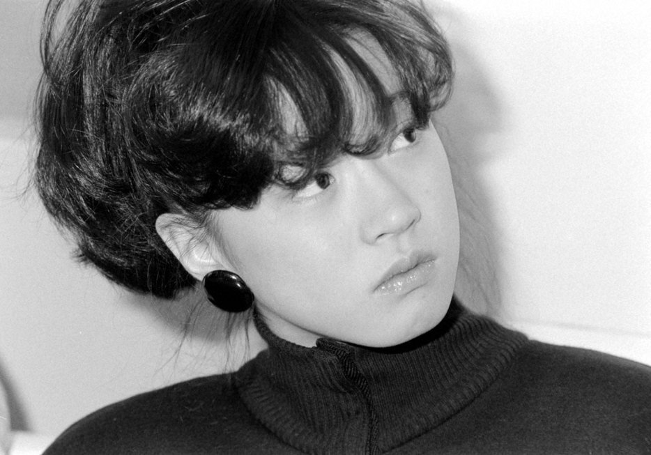 1983年11月29日、紅白初出場発表会見に臨む中森明菜