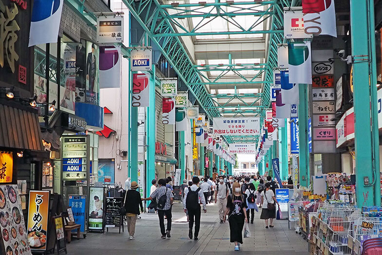 吉祥寺サンロード商店街（写真／PIXTA）