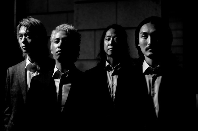 ONE OK ROCKのニューアルバム『DETOX』が2025年2月21日にリリースされる。前作『Luxury Disease』から約2年半ぶり、11枚目のアルバムだ。