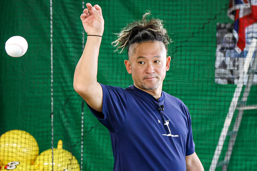 「Perfect Pitch Swing」を運営する長坂秀樹氏【写真：伊藤賢汰】