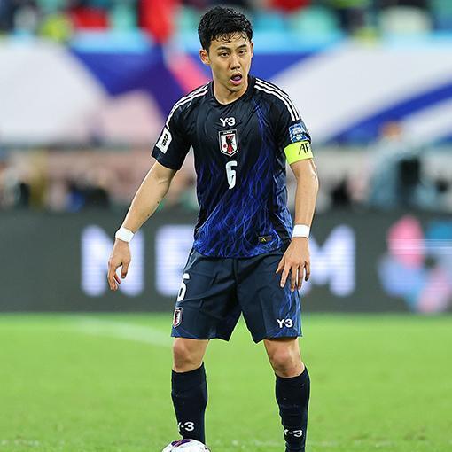 遠藤の代役探しは急務か。写真：梅月智史（サッカーダイジェスト写真部）