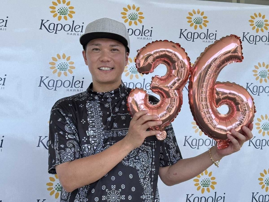 ハワイ優勝旅行中の12月14日に36歳の誕生日を迎えた巨人・坂本