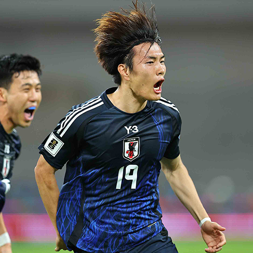 11月の連戦で評価を高めた小川。今後、CFの争いはどうなる？ 写真：金子拓弥（サッカーダイジェスト写真部）