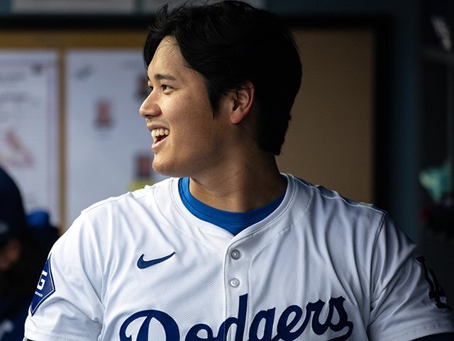 打者専念でエポックメーキングな1年を過ごした大谷翔平。番記者の心に残る語録とは photograph by Nanae Suzuki