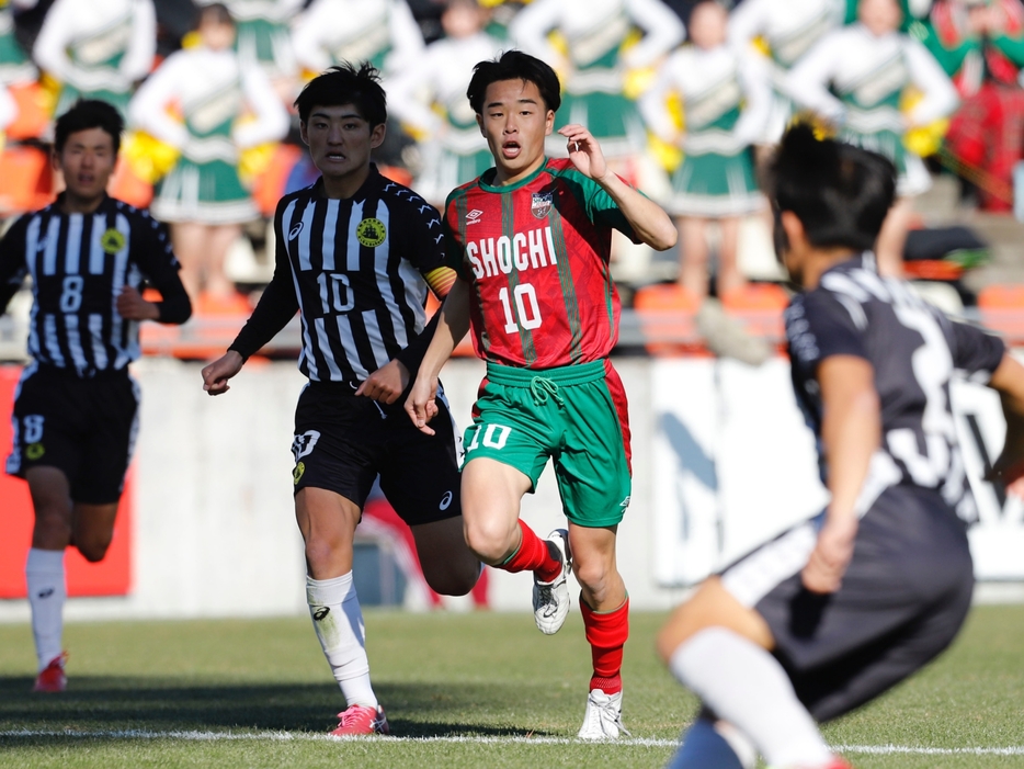 MF近藤七音(3年=FC多摩ジュニアユース)(HIGH SCHOOL SOCCER YEARBOOK)