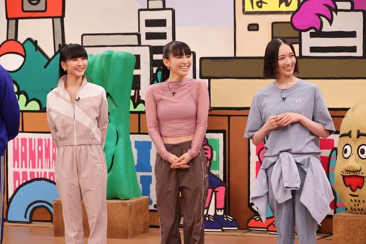 「火曜は全力！華大さんと千鳥くん」に登場したPerfume。(c)カンテレ