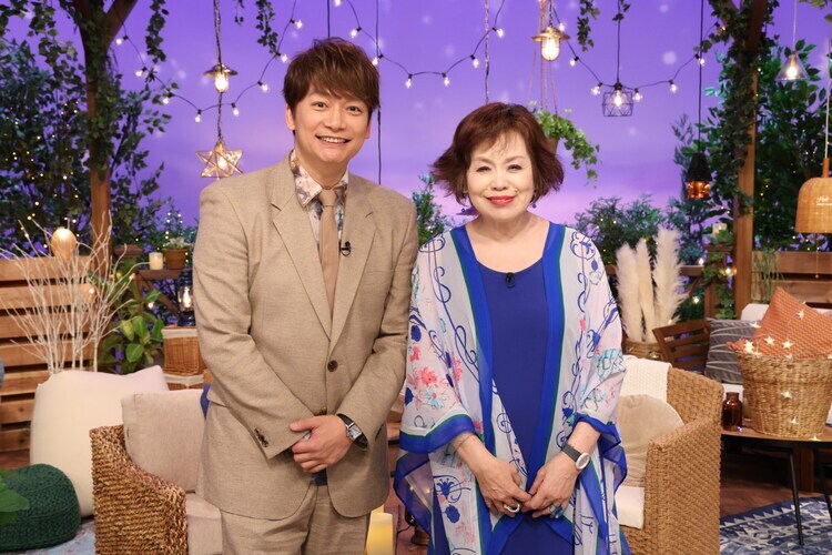 左から香取慎吾、上沼惠美子