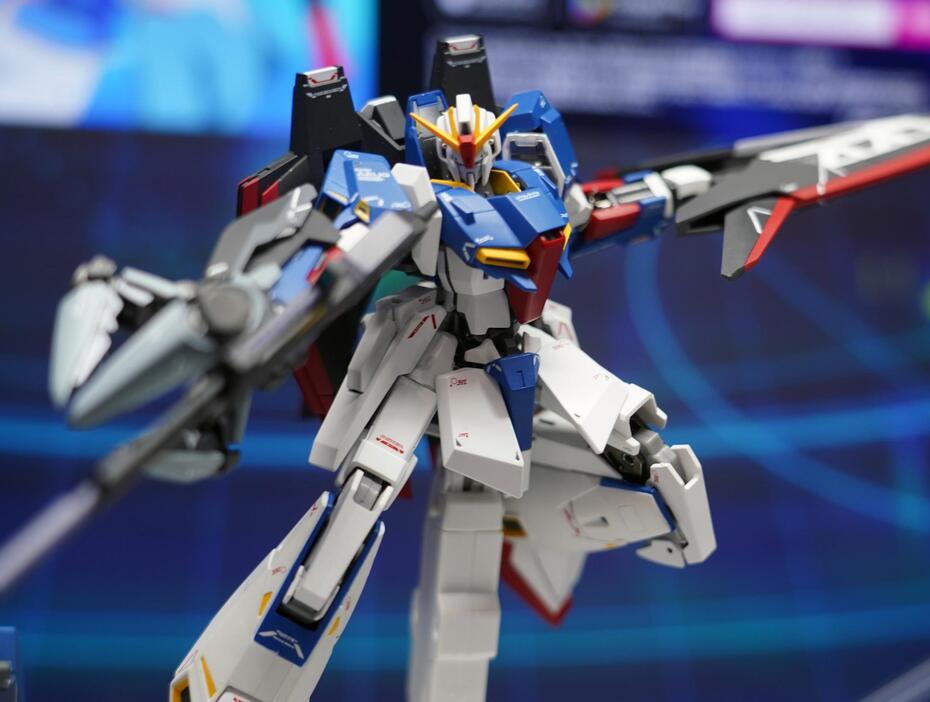 「機動戦士ガンダム U.C. ENGAGE」のZガンダムのフィギュア「METAL ROBOT魂 （Ka signature）＜SIDE MS＞Zガンダム（Iフィールド・クロー＆Iフィールド・ブラスター装備）」