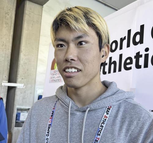 デフ陸上の日本選手権で男子４００メートル障害を制した石本龍一朗