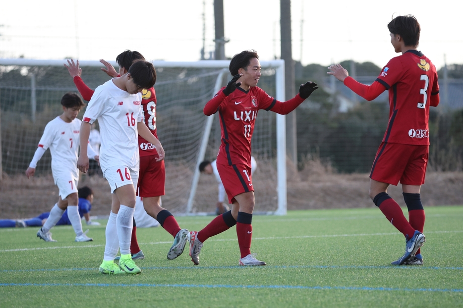 連覇を狙う鹿島ユースは逆転勝利で準決勝に進出（写真◎下田知仁）