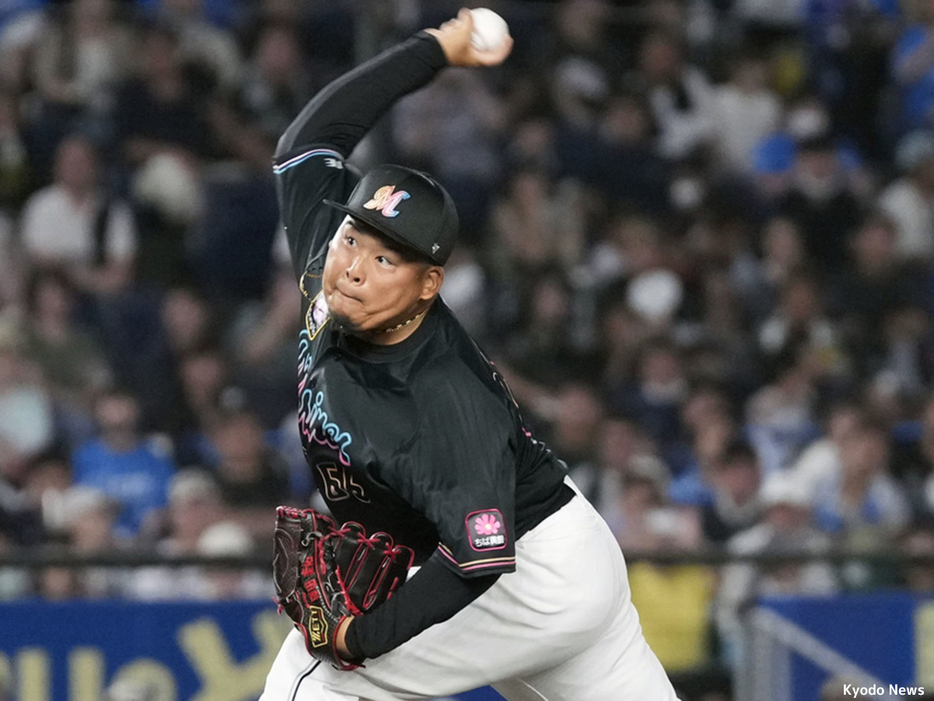 ロッテ・澤田圭佑 (C) Kyodo News