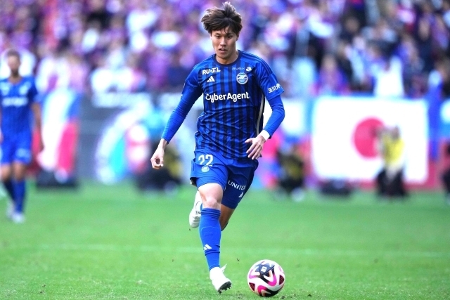 福岡に新天地を求める藤本。(C)SOCCER DIGEST