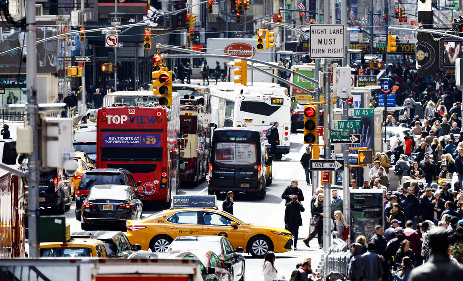 渋滞税が導入される米ニューヨークのタイムズスクエア＝２０１９年４月（ＥＰＡ時事）