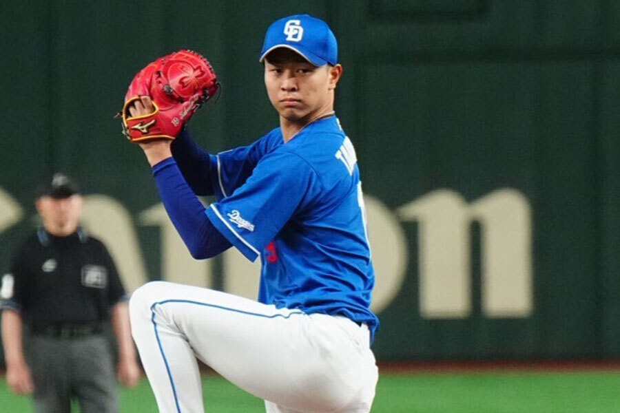 中日・高橋宏斗【写真：荒川祐史】