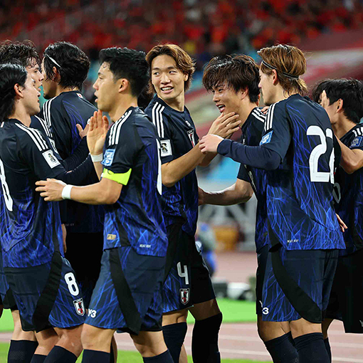 W杯アジア最終予選で強さを見せつける日本代表。写真：梅月智史（サッカーダイジェスト写真部）