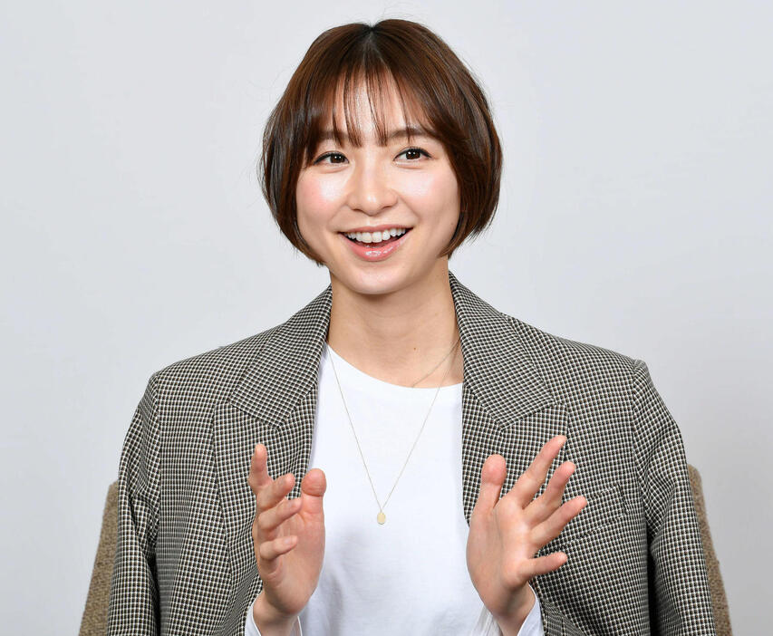 篠田麻里子（2021年4月撮影）