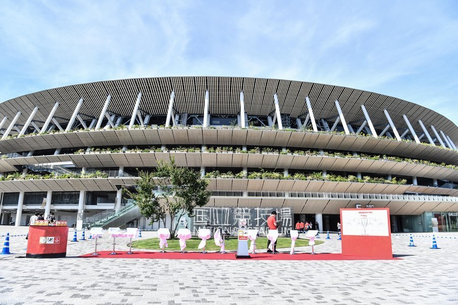 アトレティコから全国高校サッカー選手権大会への応援画像が届いた　撮影：中地拓也