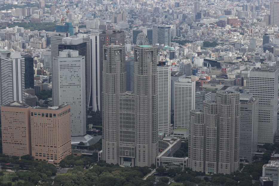 東京都庁（中央）