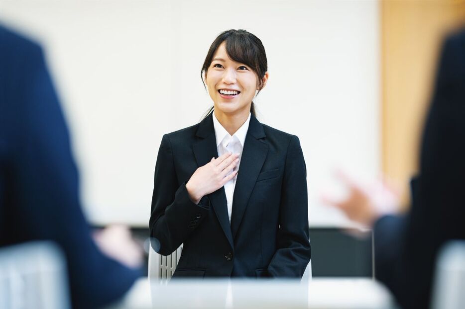 「女性部門」人気企業1位は？