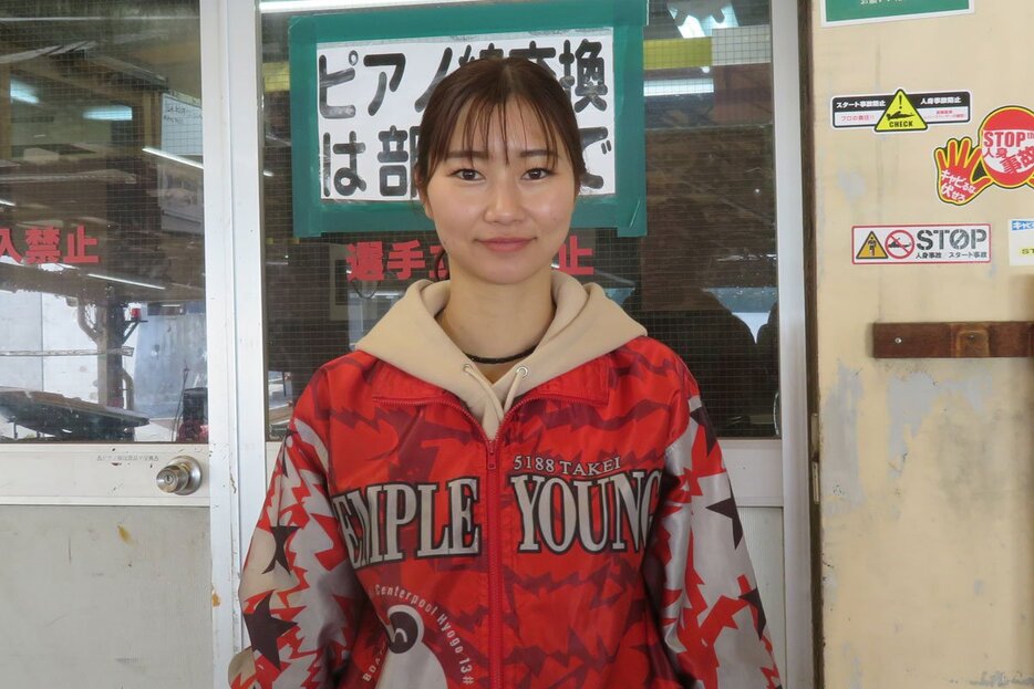 武井莉里佳