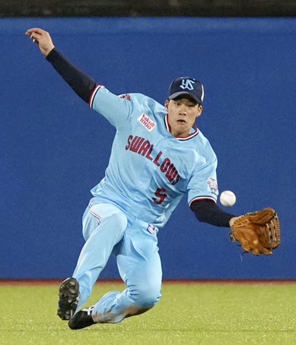 ヤクルトの塩見＝4月20日、神宮