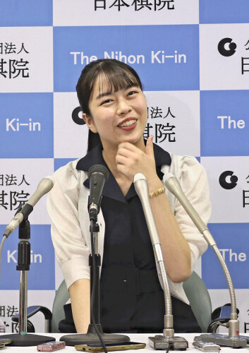 上野愛咲美女流立葵杯。私の憧れの人です（２０２３年９月、東京都千代田区の日本棋院で）