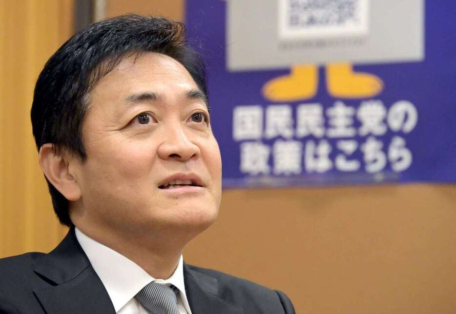 インタビューに応じる国民民主党の玉木雄一郎代表＝3日、東京都千代田区永田町の衆院第一議員会館(酒巻俊介撮影)