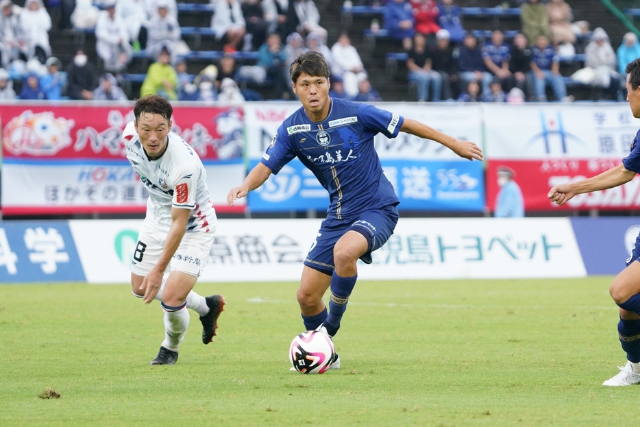 FW端戸仁（右）(C)Getty Images