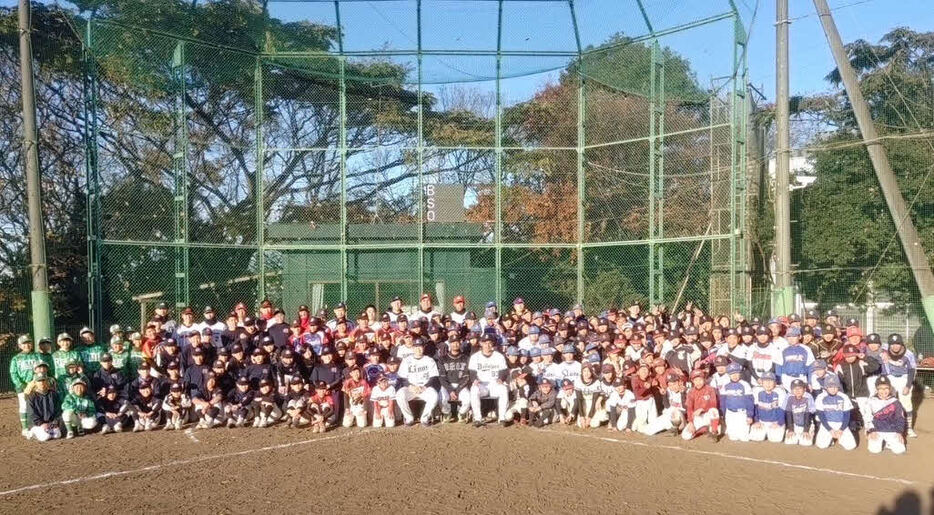 オリックス宗らが始動した横浜隼人OB会主催の少年野球教室（写真は同校関係者提供）