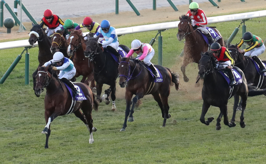 朝日杯FS・アドマイヤズームと川田将雅騎手 (C)スポニチ