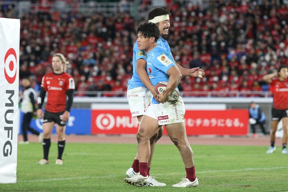 後半30分、勝ち越しのトライを挙げたBL東京・眞野泰地（写真：JRLO）