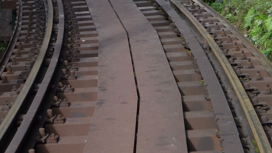 箱根登山電車レール