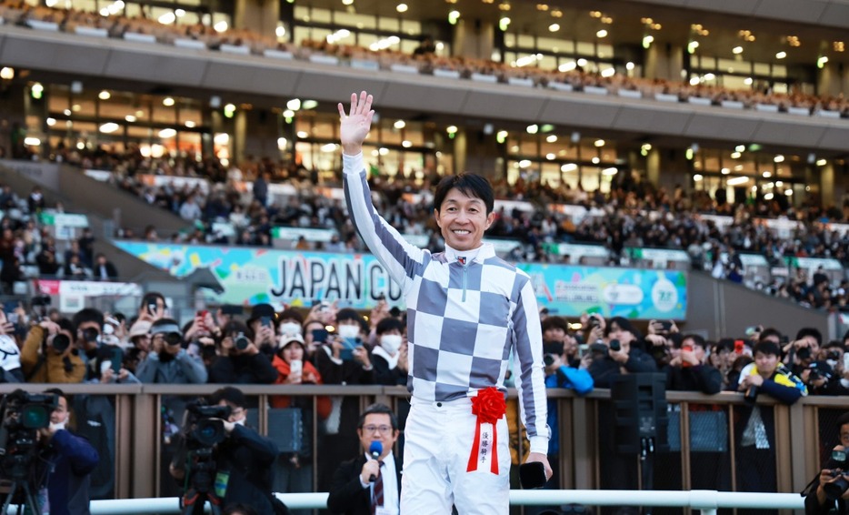 草野仁さんが武豊さんから得た学びとは…？（写真：東京スポーツ/アフロ）