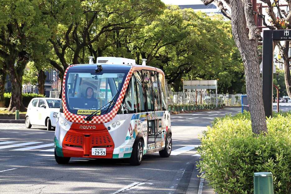 全国各地で行われている自動運転の実証実験だが、これが市販車にそのまま生かされているケースは極めて稀だ。しかし、自動運転は用途がたとえ限られても今後必要になる技術に変わりない。今後の発展を引き続き見守りたい。