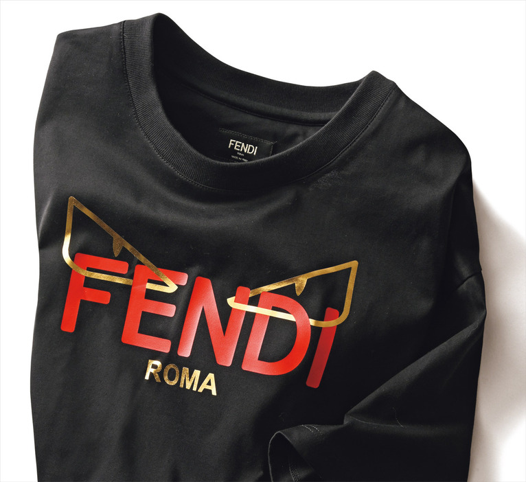 このTシャツには、存在感たっぷりな“フェンディ アイズ”が潜んでいる!?