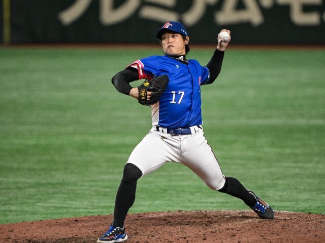 台湾代表の劇的な優勝に貢献した元ロッテ左腕のチェン photograph by Nanae Suzuki