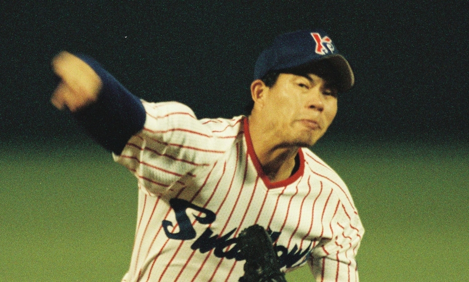 ヤクルトなどで活躍した川崎憲次郎さん=1997年撮影