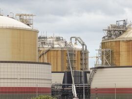 Storage tanks at an LNG importation terminal. Photographer: Jason Alden/Bloomberg