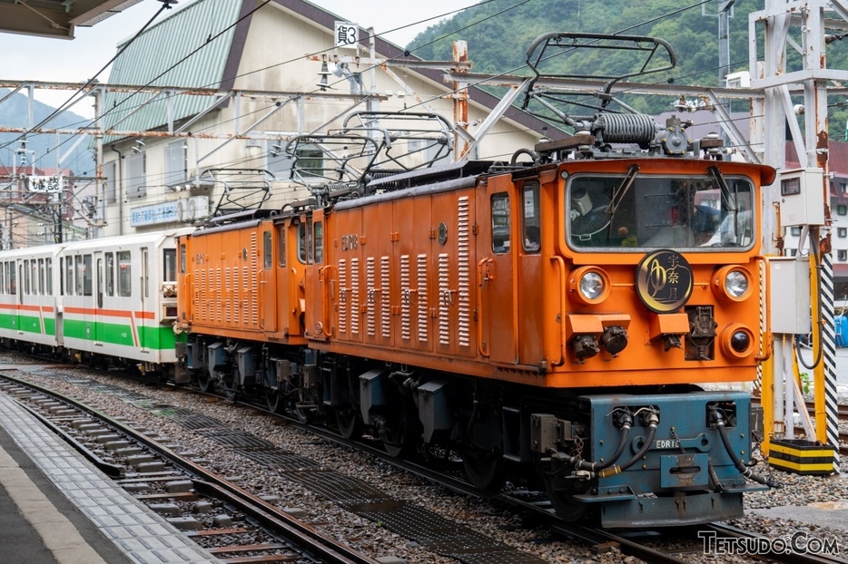 黒部峡谷鉄道の車両