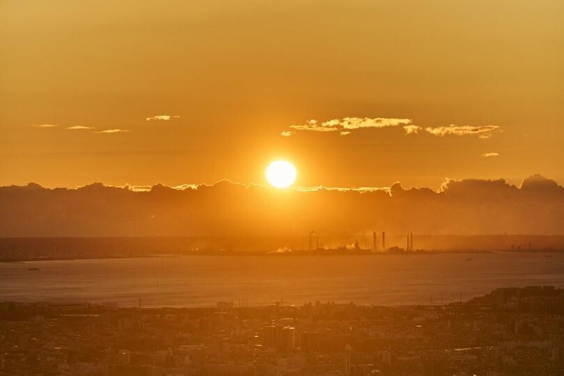 展望台から見た2024年の初日の出の様子。