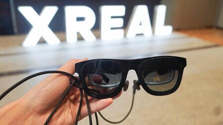 XREALは12月11日、日本市場向けに新スマートグラス「XREAL One」を発表した（筆者撮影）