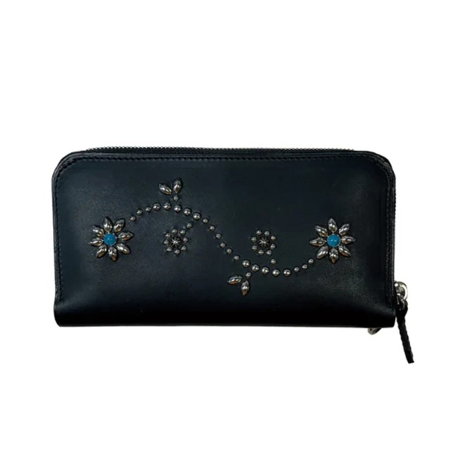 INDIGO LEATHER STUDS WALLET 　¥52,800（LONG）