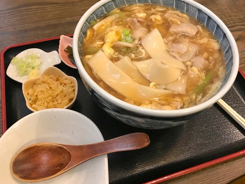 8 ご当地グルメ：ひもかわうどん うどん八洲