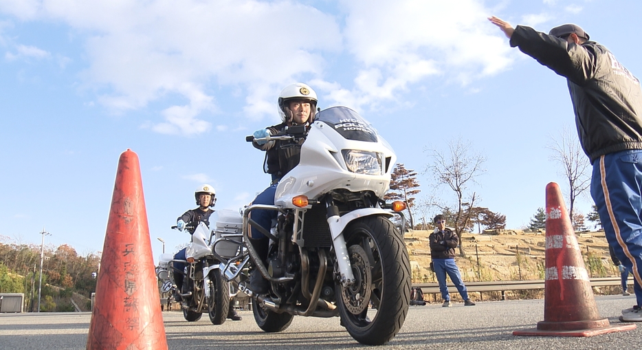 兵庫県警の交通機動隊