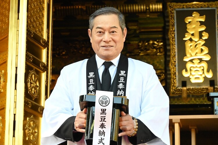 黒豆奉納式に出席した松平健