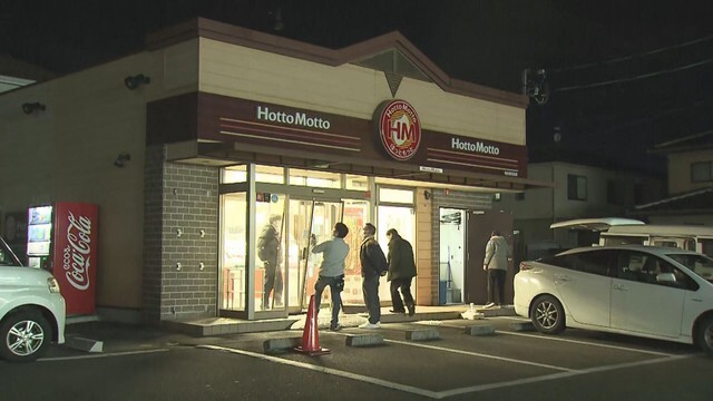 弁当店に車突っ込む　仙台市泉区