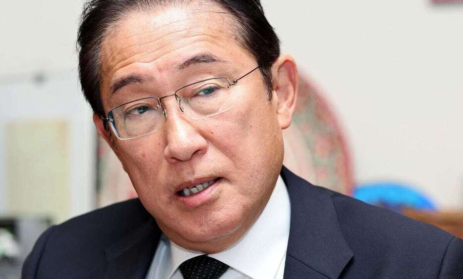 産経新聞の単独インタビューに応じる岸田文雄前首相＝19日午前、国会内（鴨志田拓海撮影）