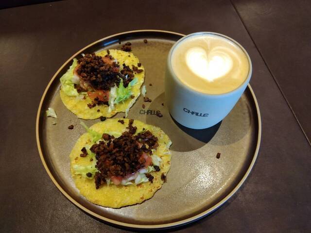 ORIGINAL TACOS、LATTE