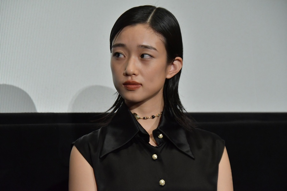 演技派の河合優実さんには「女優」という呼び方が似合う